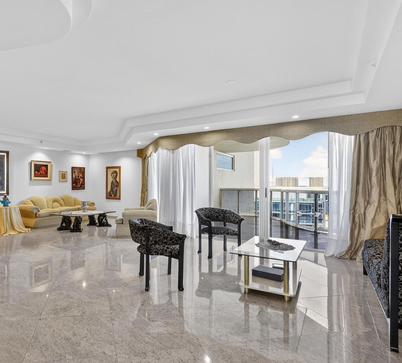 17555 Collins Ave, 2303/04, Sunny Isles Beach, FL 33160